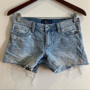 LUCKY BRAND Sz 00/24 The Cut Off Embroidered Hem Mid-Rise Denim  Jean Shorts